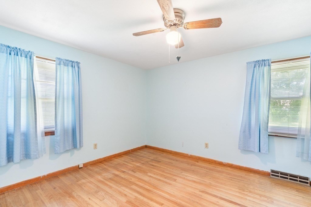 14 Sunbrier Road Springfield, MA 01129 - Photo 14 of 32