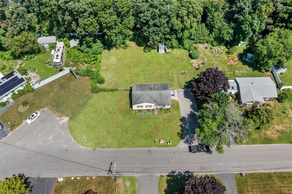 14 Sunbrier Road Springfield, MA 01129 - Photo 31 of 32