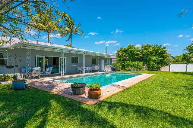 $959,000 | 1124 Carambola Circle, West Palm Beach, FL 33406