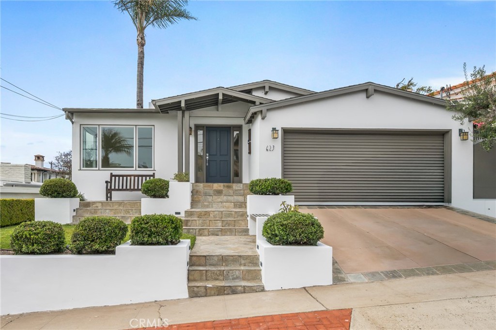 623 14th Street Manhattan Beach, CA 90266 - Photo 1 of 34