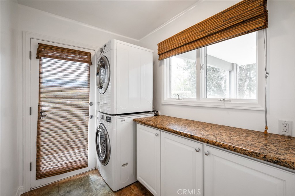 623 14th Street Manhattan Beach, CA 90266 - Photo 16 of 34
