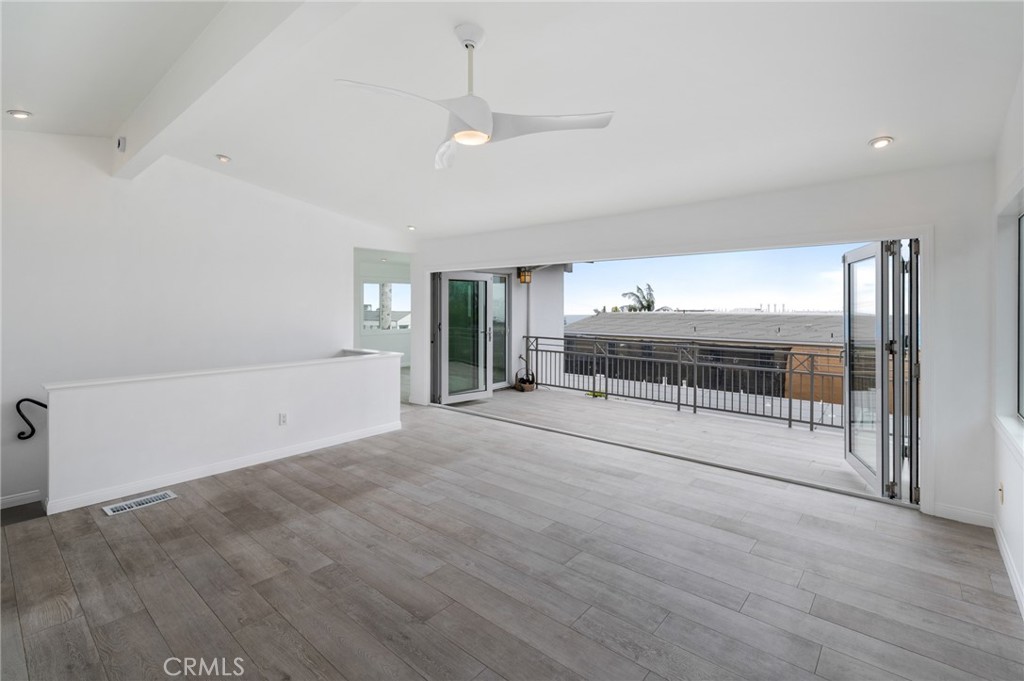 623 14th Street Manhattan Beach, CA 90266 - Photo 19 of 34