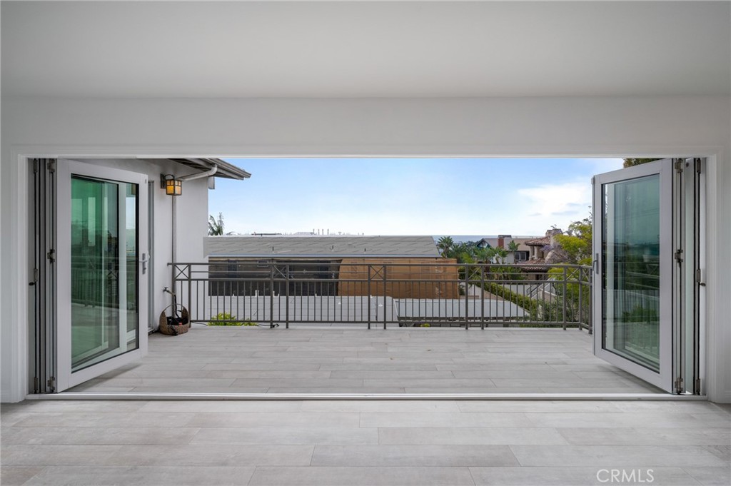 623 14th Street Manhattan Beach, CA 90266 - Photo 20 of 34