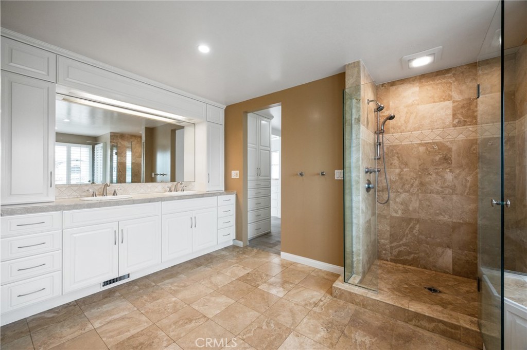 623 14th Street Manhattan Beach, CA 90266 - Photo 25 of 34