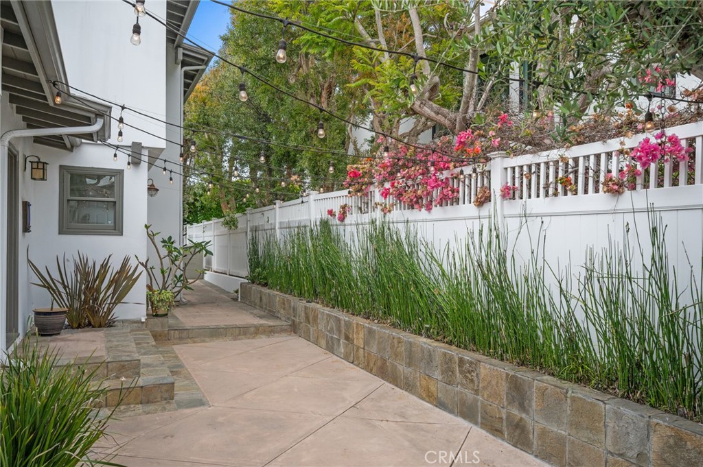 623 14th Street Manhattan Beach, CA 90266 - Photo 30 of 34