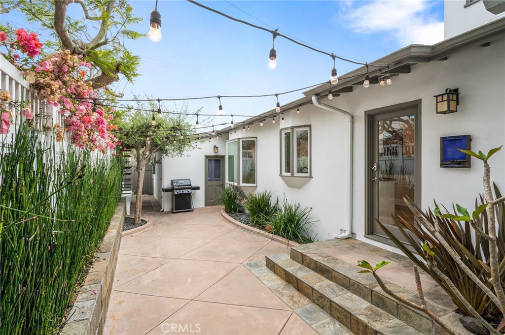 623 14th Street Manhattan Beach, CA 90266 - Photo 31 of 34