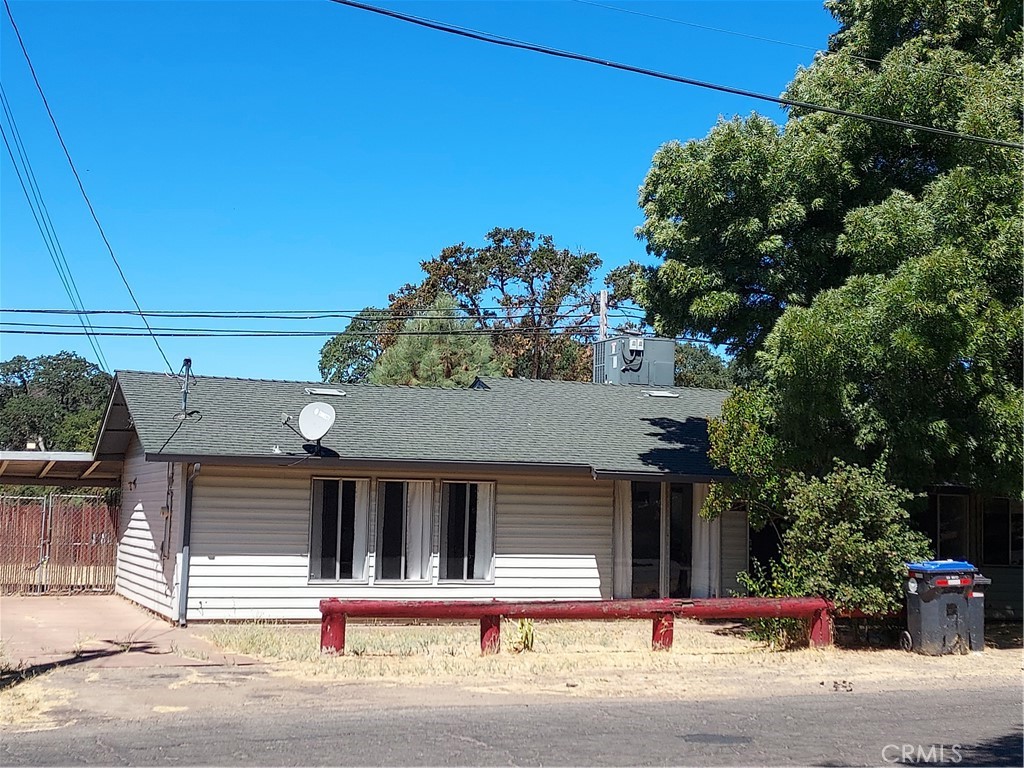 6135 Ridgeview Drive Clearlake, CA 95422 - Photo 3 of 36