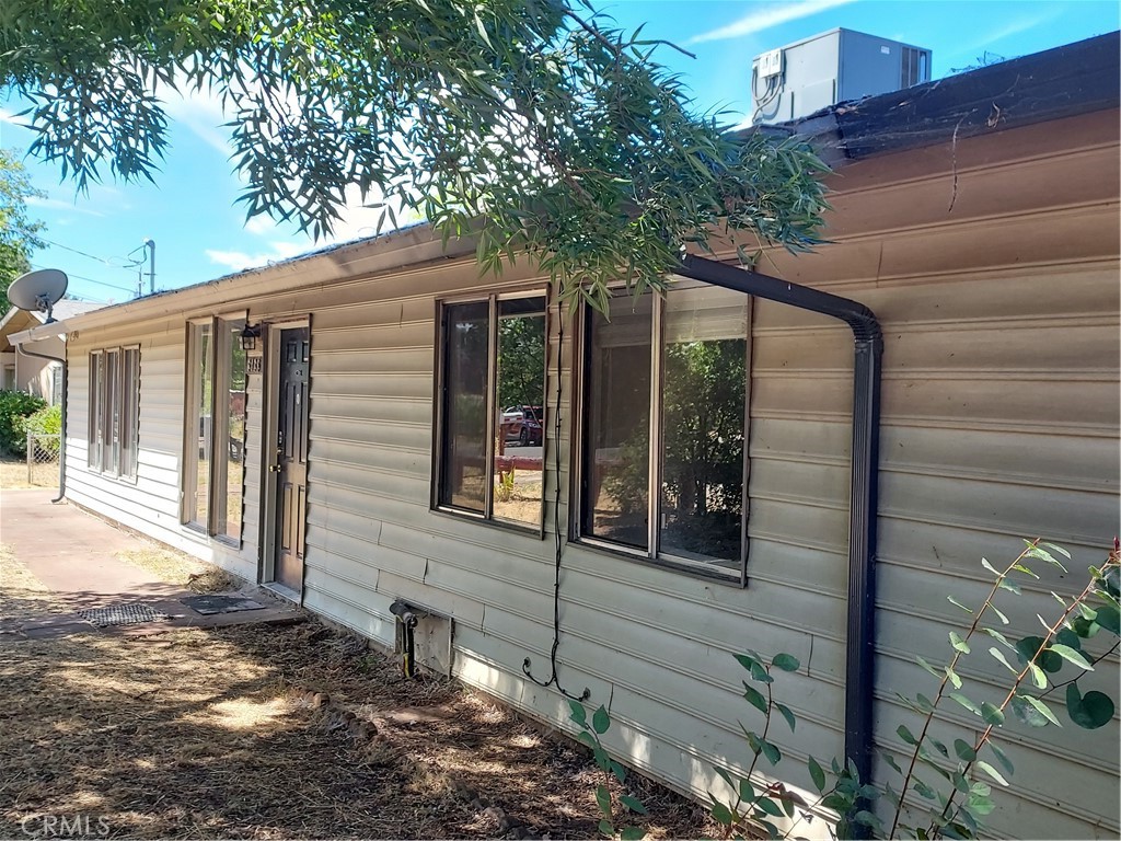 6135 Ridgeview Drive Clearlake, CA 95422 - Photo 7 of 36 a view of a house with a tree