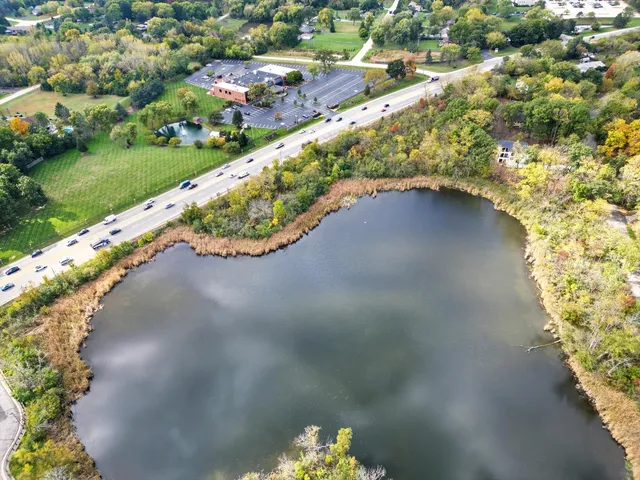 $875,000 | 20951 North Rand Road, Kildeer, IL 60047