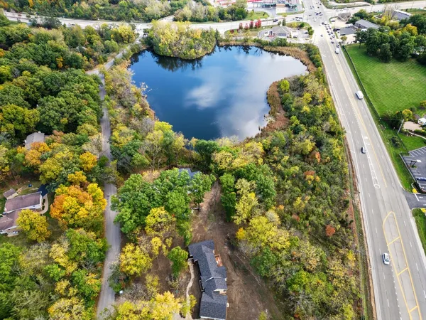 $875,000 | 20951 North Rand Road, Kildeer, IL 60047