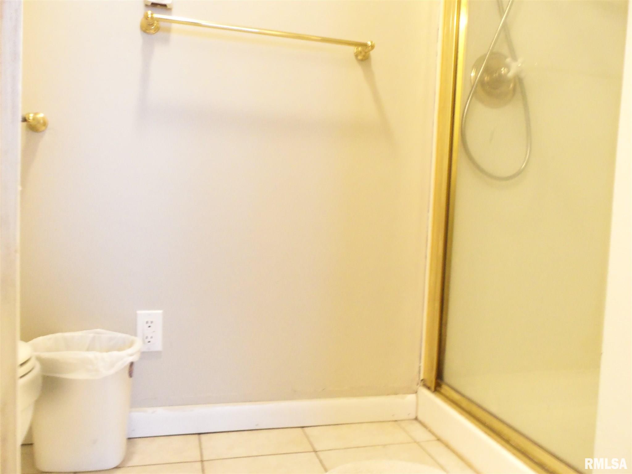 11059 Bunny Hop Road Benton, IL 62812 - Photo 12 of 25