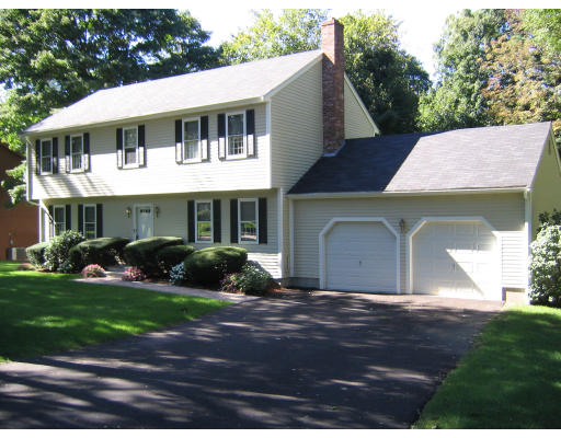 8 Arnold Road Framingham, MA 01701 - Photo 11 of 11 Gallery Image 11