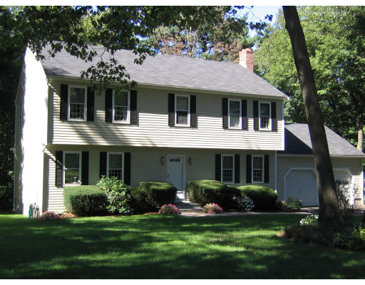 8 Arnold Road Framingham, MA 01701 - Photo 10 of 11 Gallery Image 10