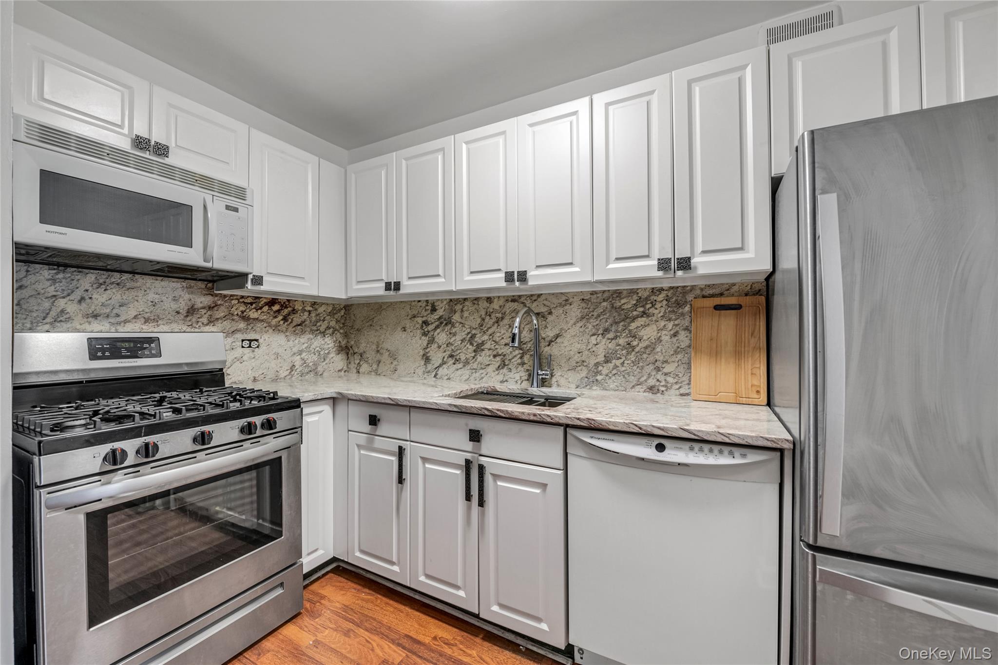 77 Bleecker Street, Unit W105 Manhattan, NY 10012 - Photo 12 of 28