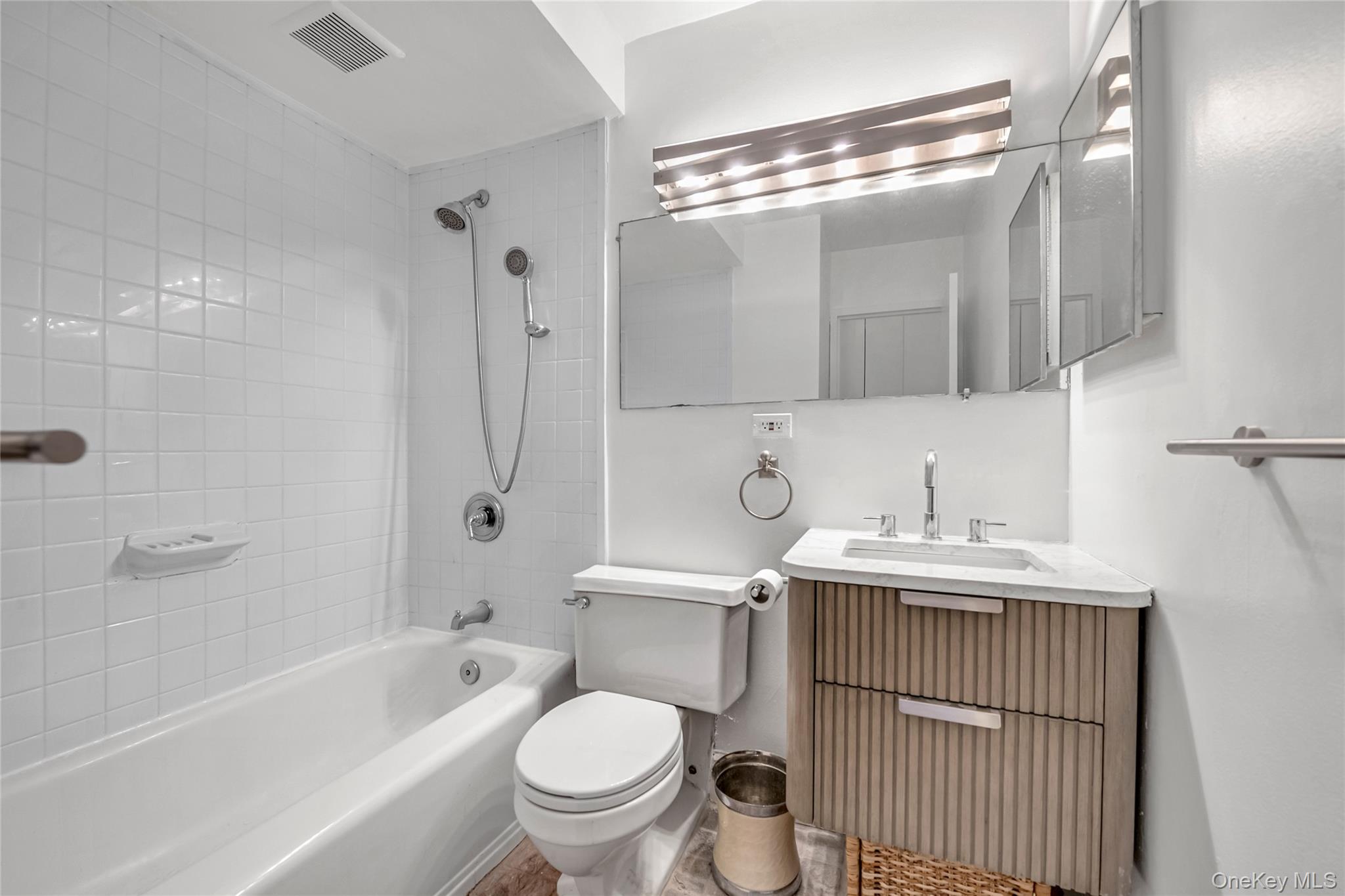 77 Bleecker Street, Unit W105 Manhattan, NY 10012 - Photo 13 of 28