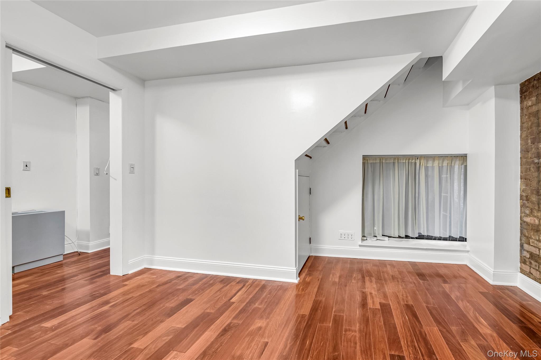 77 Bleecker Street, Unit W105 Manhattan, NY 10012 - Photo 17 of 28