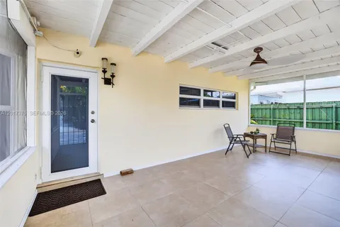$1,050,000 | 2478 Cat Cay Lane, Fort Lauderdale, FL 33312
