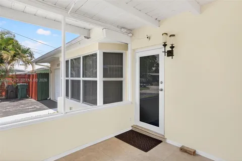 $1,050,000 | 2478 Cat Cay Lane, Fort Lauderdale, FL 33312
