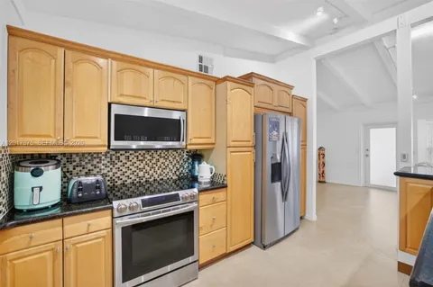 $1,050,000 | 2478 Cat Cay Lane, Fort Lauderdale, FL 33312