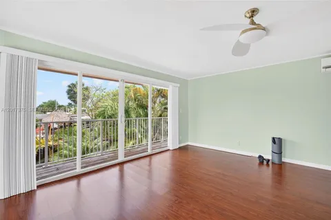 $1,050,000 | 2478 Cat Cay Lane, Fort Lauderdale, FL 33312
