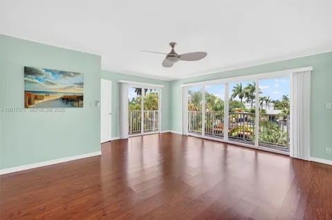 $1,050,000 | 2478 Cat Cay Lane, Fort Lauderdale, FL 33312