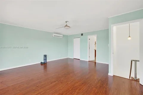 $1,050,000 | 2478 Cat Cay Lane, Fort Lauderdale, FL 33312