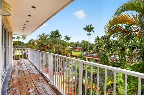 $1,050,000 | 2478 Cat Cay Lane, Fort Lauderdale, FL 33312
