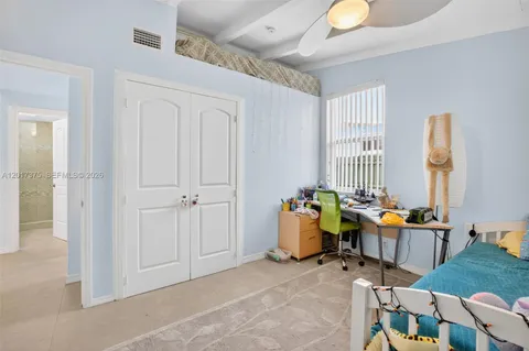 $1,050,000 | 2478 Cat Cay Lane, Fort Lauderdale, FL 33312