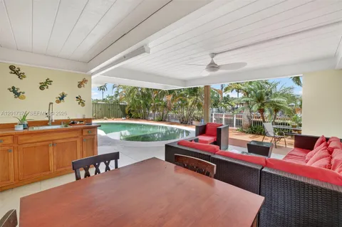 $1,050,000 | 2478 Cat Cay Lane, Fort Lauderdale, FL 33312