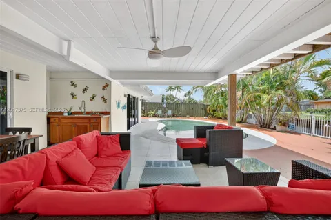 $1,050,000 | 2478 Cat Cay Lane, Fort Lauderdale, FL 33312