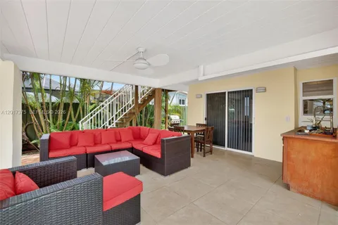 $1,050,000 | 2478 Cat Cay Lane, Fort Lauderdale, FL 33312