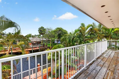 $1,050,000 | 2478 Cat Cay Lane, Fort Lauderdale, FL 33312
