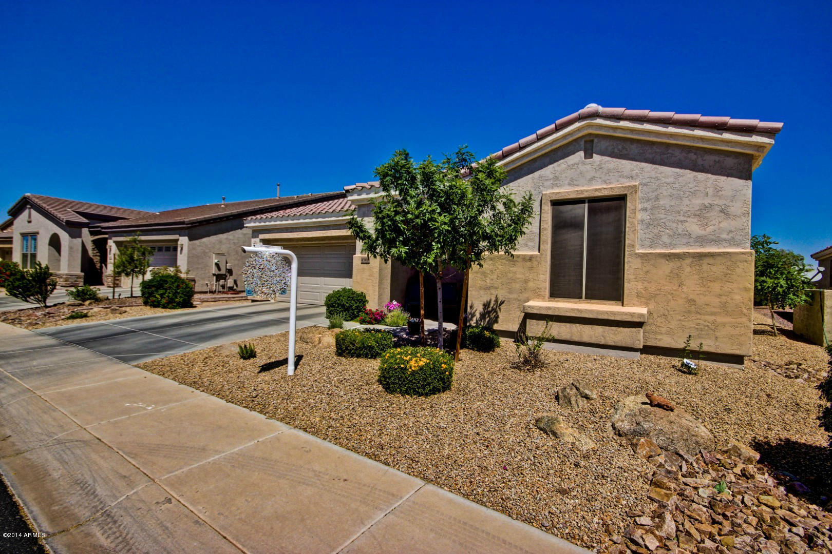 4568 East Rakestraw Lane Gilbert, AZ 85298 - Photo 4 of 46 Rakestraw (3)