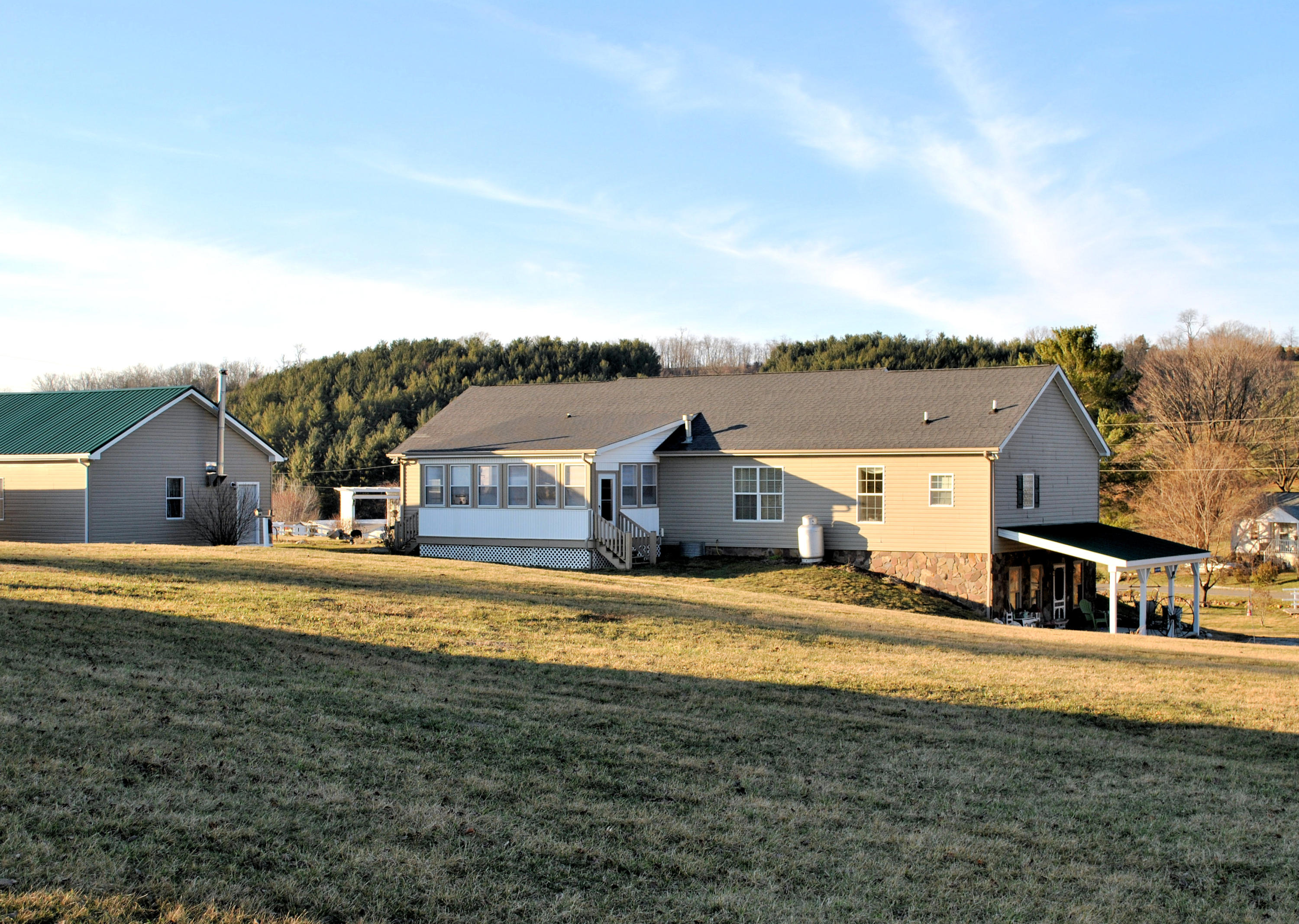 785 Union Valley Road Riner, VA 24149 - Photo 17 of 86 Back