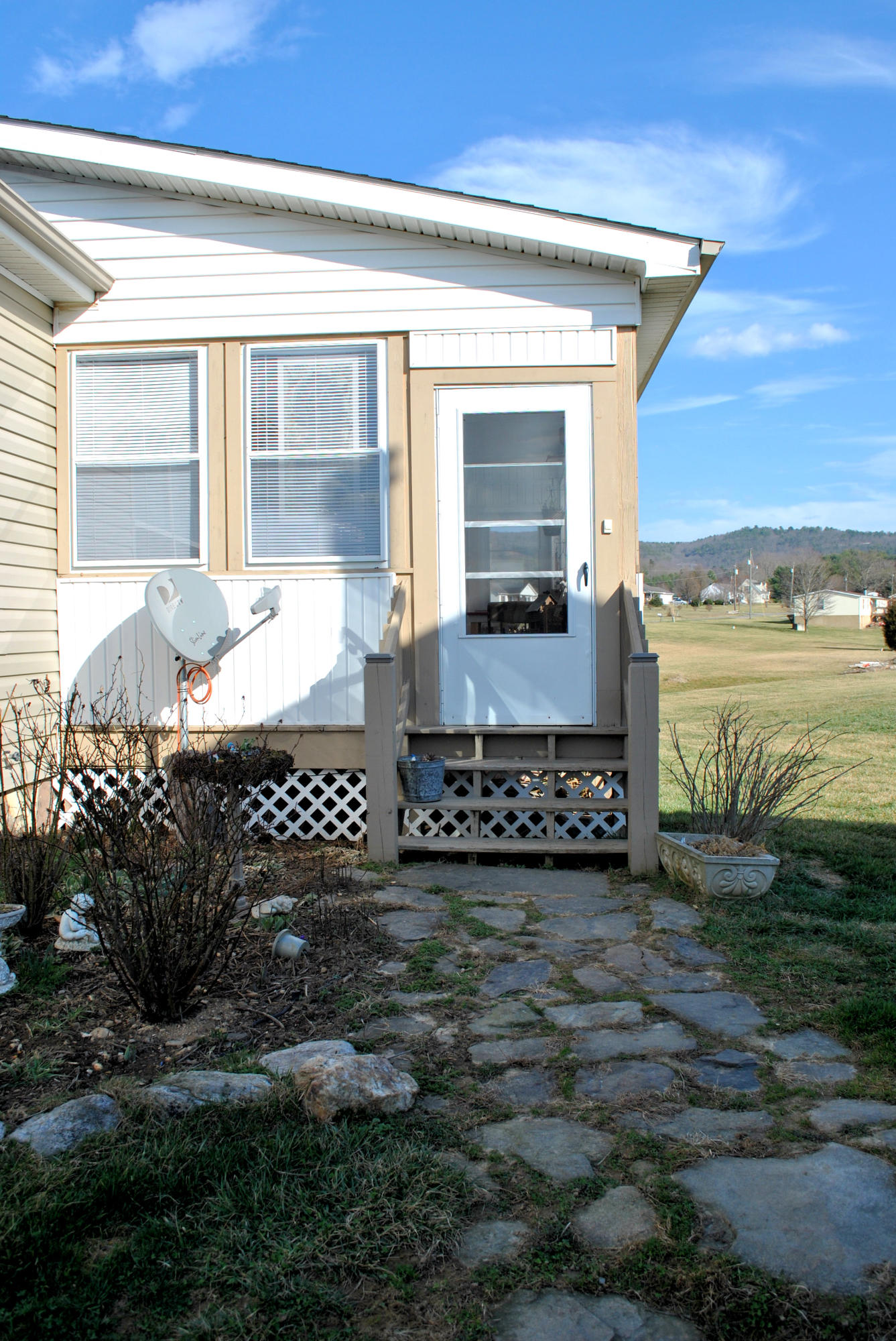 785 Union Valley Road Riner, VA 24149 - Photo 19 of 86 Entrance To Sunroom