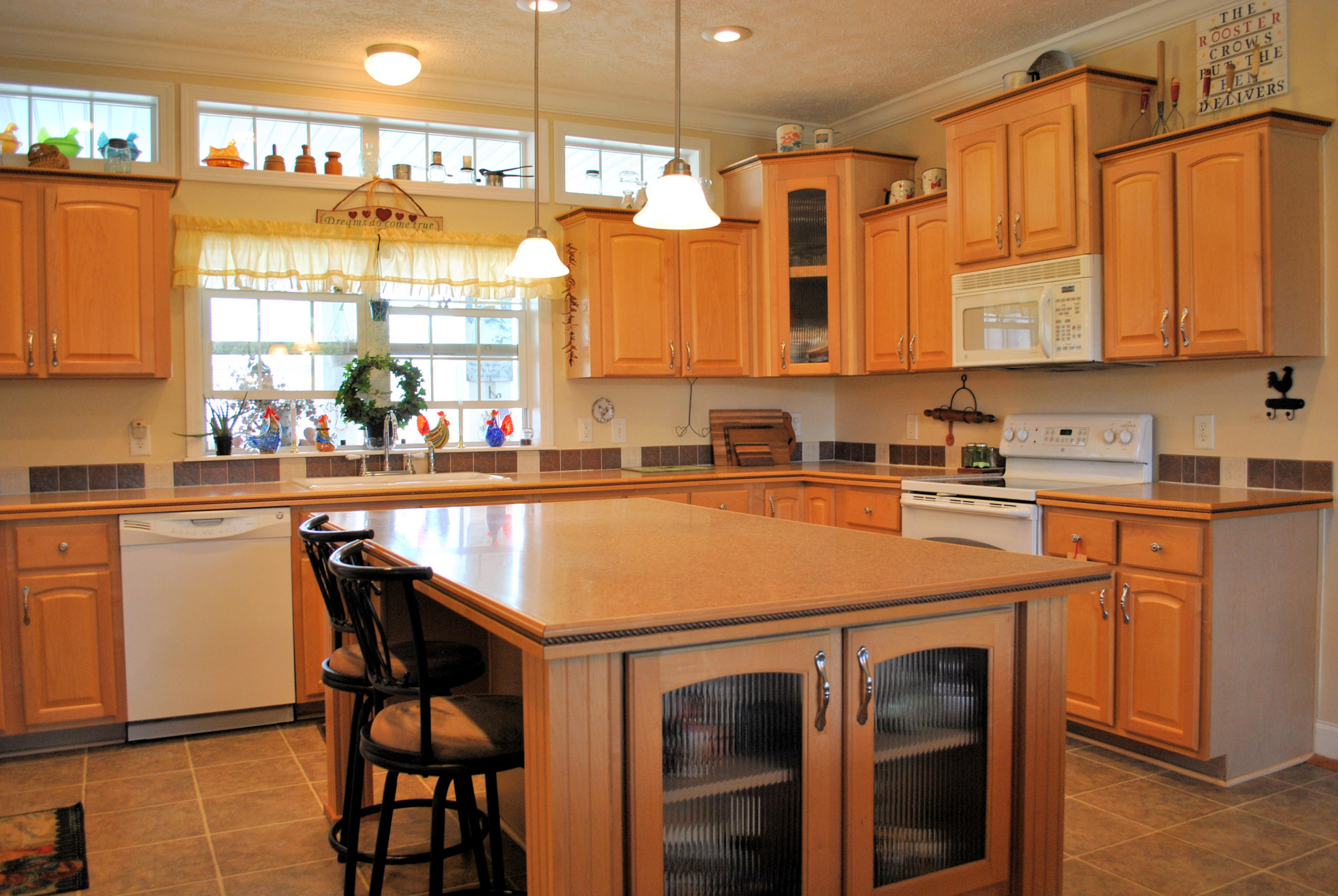 785 Union Valley Road Riner, VA 24149 - Photo 32 of 86 Bar Space At Island