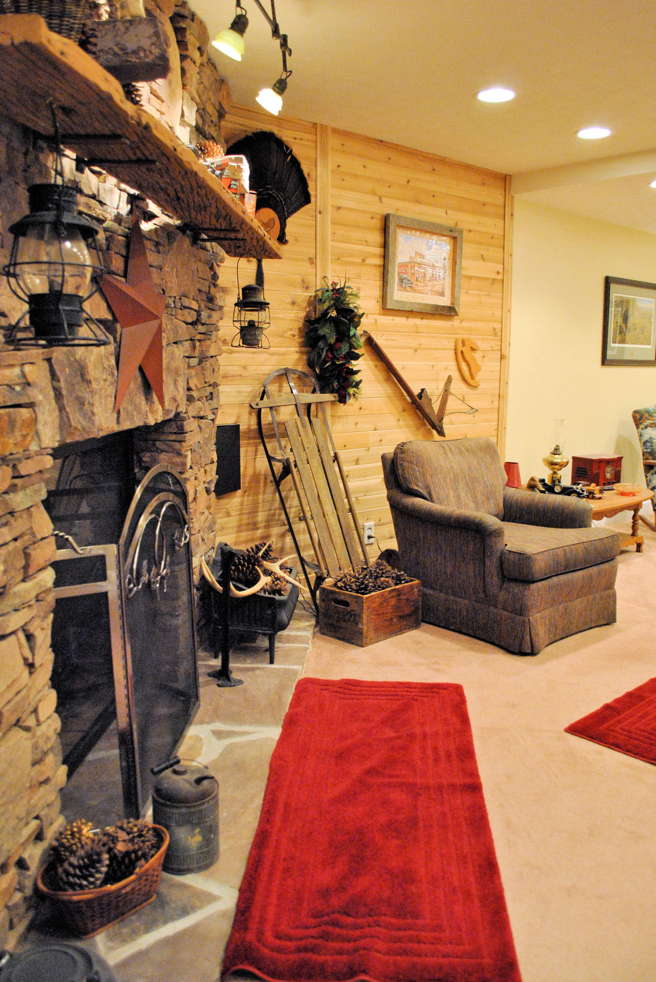 785 Union Valley Road Riner, VA 24149 - Photo 63 of 86 a living room with furniture