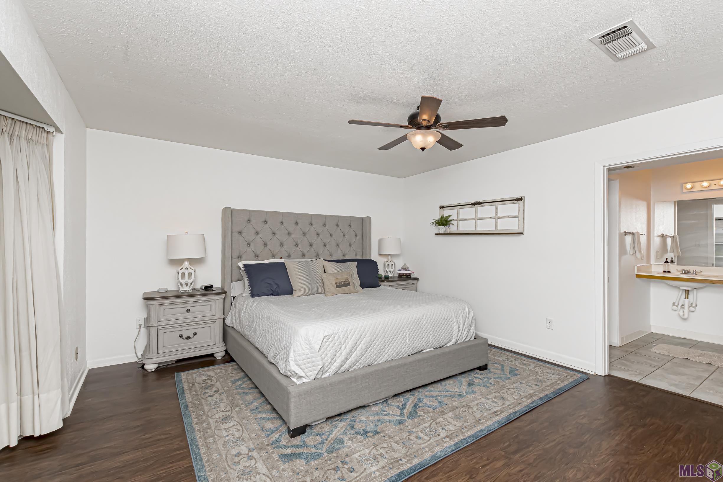 1633 South Tamarix Street Baton Rouge, LA 70808 - Photo 14 of 30 Master Bedroom