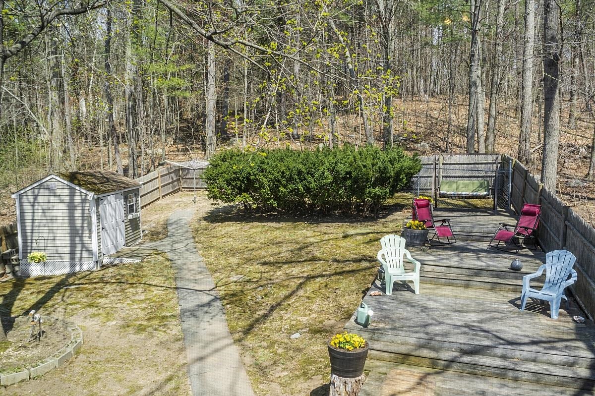 68 Honor Roll Road Pelham, NH 03076 - Photo 14 of 22