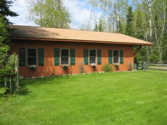6829 Abbott Road Duluth, MN 55803 - Photo 2 of 11