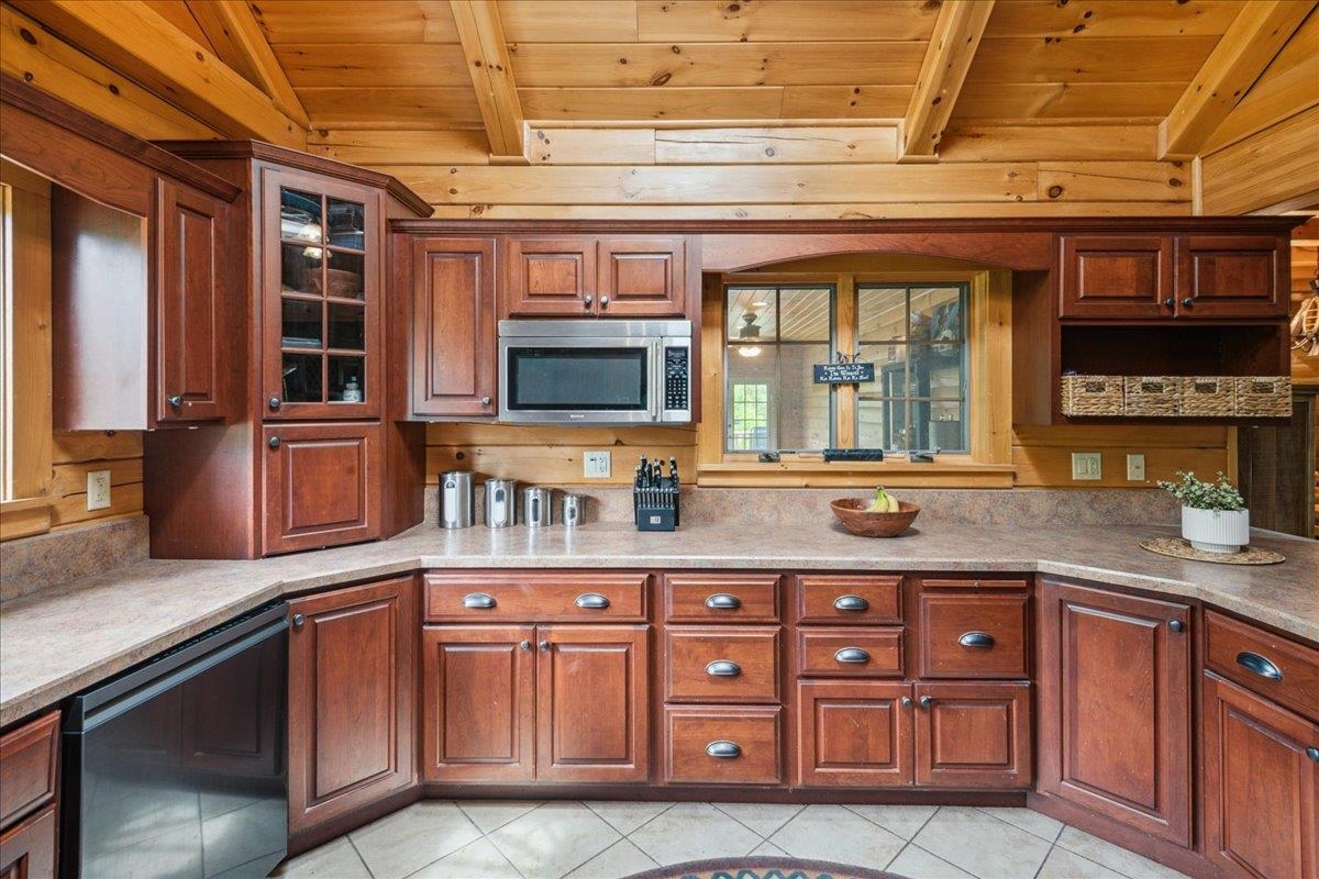 154 Manley Hill Road West Fairlee, VT 05045 - Photo 9 of 58