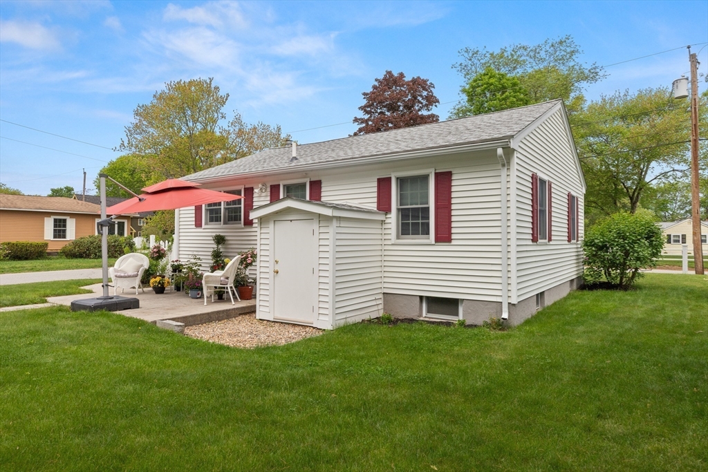 18 Knowlton Street Hamilton, MA 01982 - Photo 28 of 29