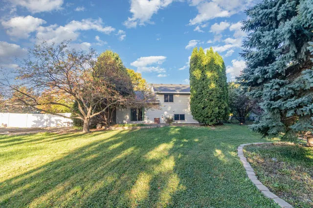 $400,000 | 6848 Polaris Lane North, Maple Grove, MN 55311