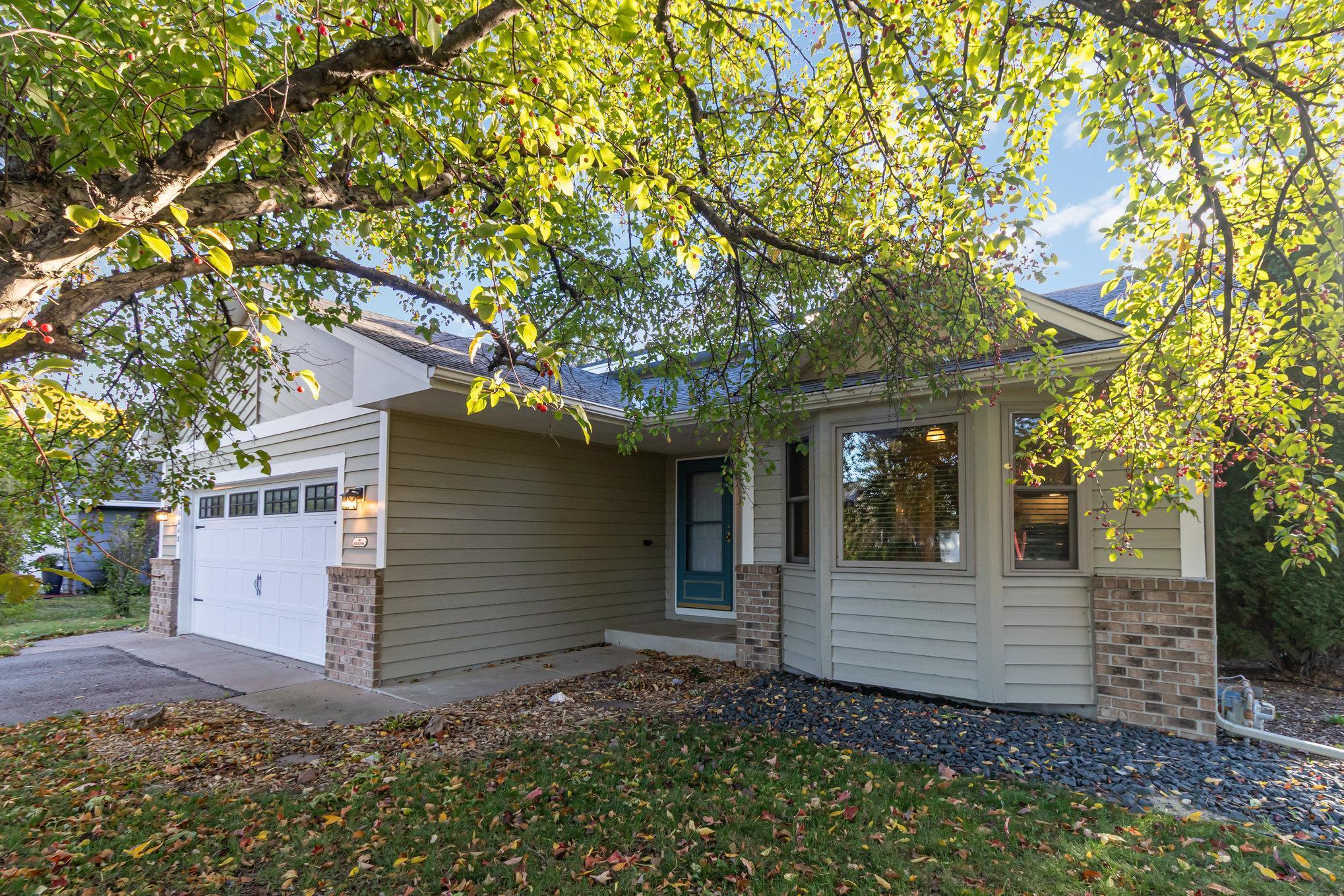 6848 Polaris Lane North Maple Grove, MN 55311 - Photo 5 of 35