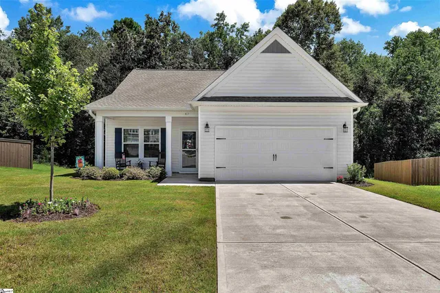 $297,500 | 413 Sonoma Court, Seneca, SC 29678