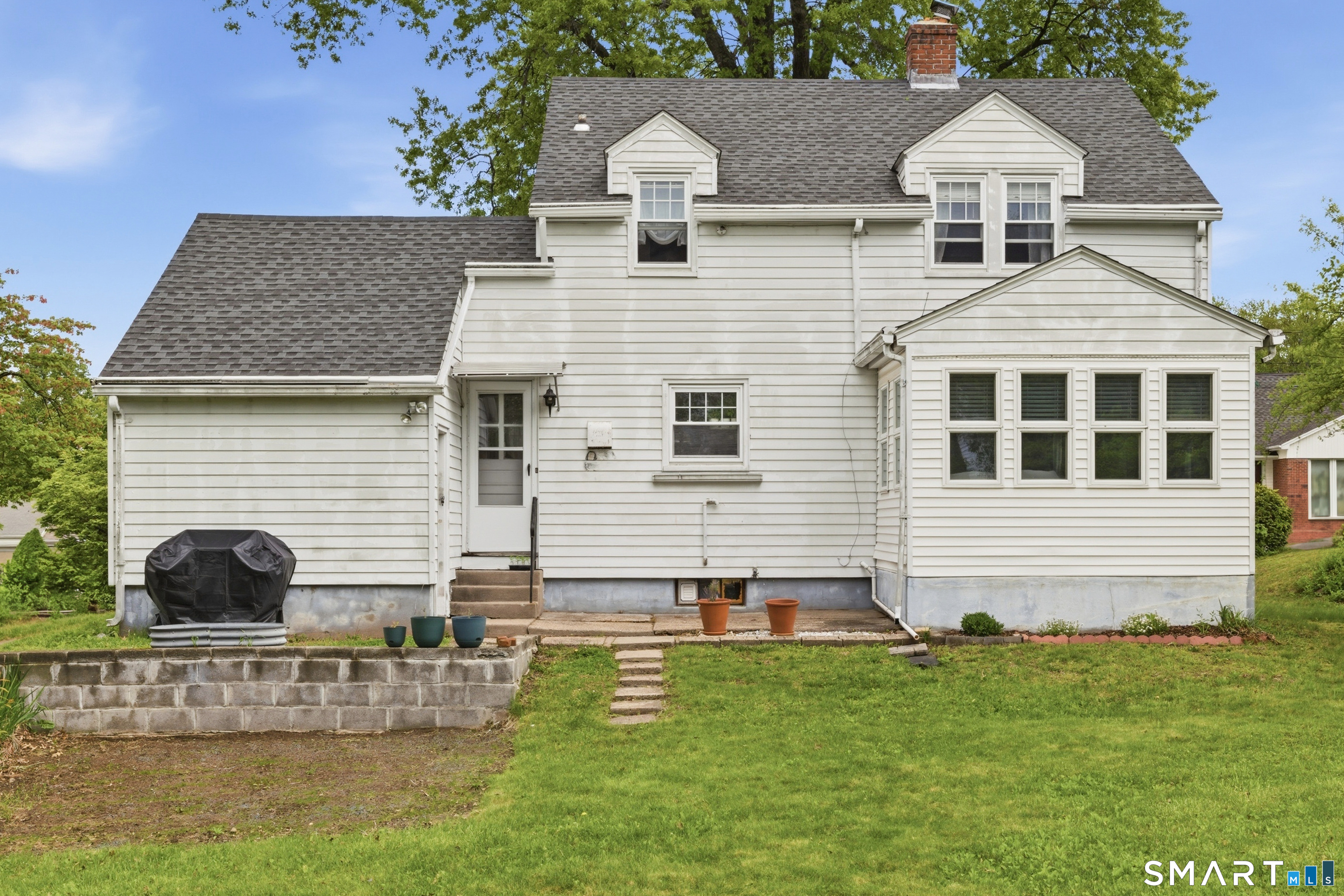 17 Riverdale Road Enfield, CT 06082 - Photo 31 of 36