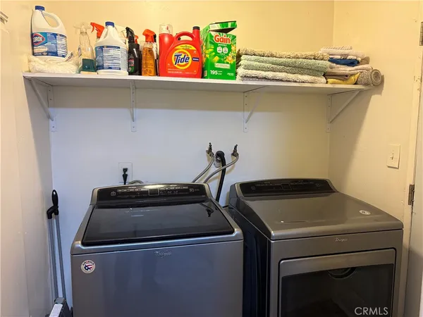 $565,000 | 17131 Roscoe Boulevard, Unit 10, Northridge, CA 91325