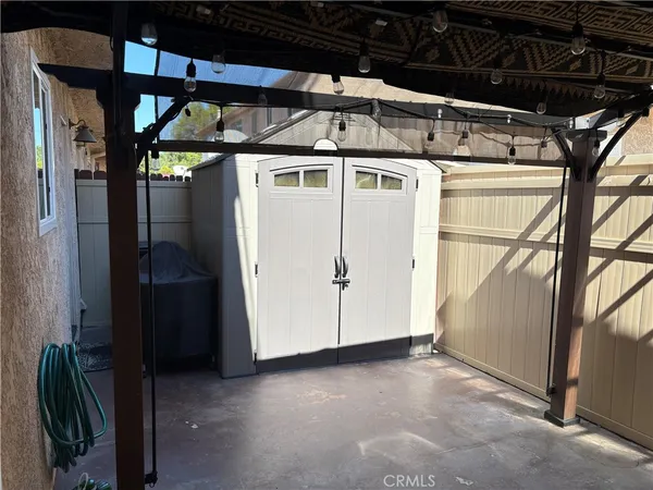 $565,000 | 17131 Roscoe Boulevard, Unit 10, Northridge, CA 91325