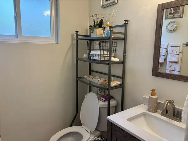 $565,000 | 17131 Roscoe Boulevard, Unit 10, Northridge, CA 91325