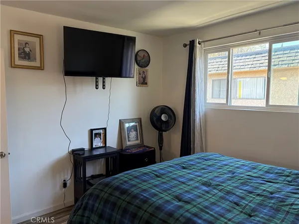 $565,000 | 17131 Roscoe Boulevard, Unit 10, Northridge, CA 91325